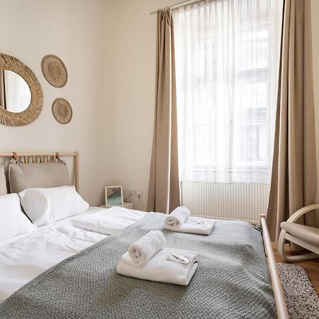 Goldenfeet Studio Budapest Bagian luar foto